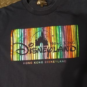 Disneyland Hong Kong t-shirt sz. large